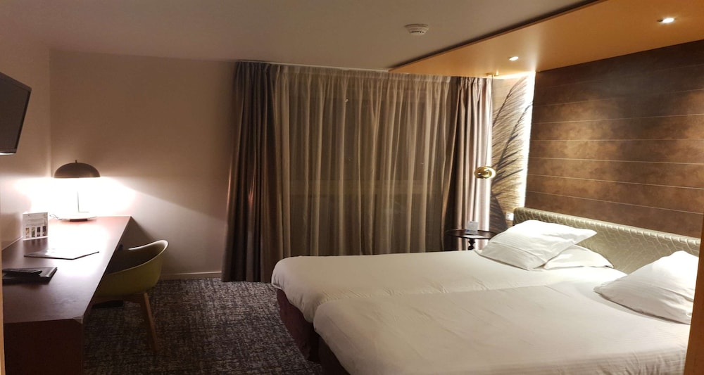 Best Western Hotel Aquakub, Aix-les-bains 7/49