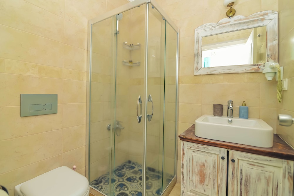 Ruzgar Gulu Butik Hotel 48/50