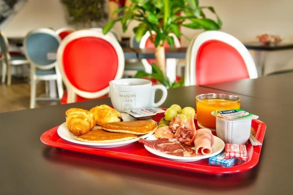 Adonis Hotel Bayonne 28/58