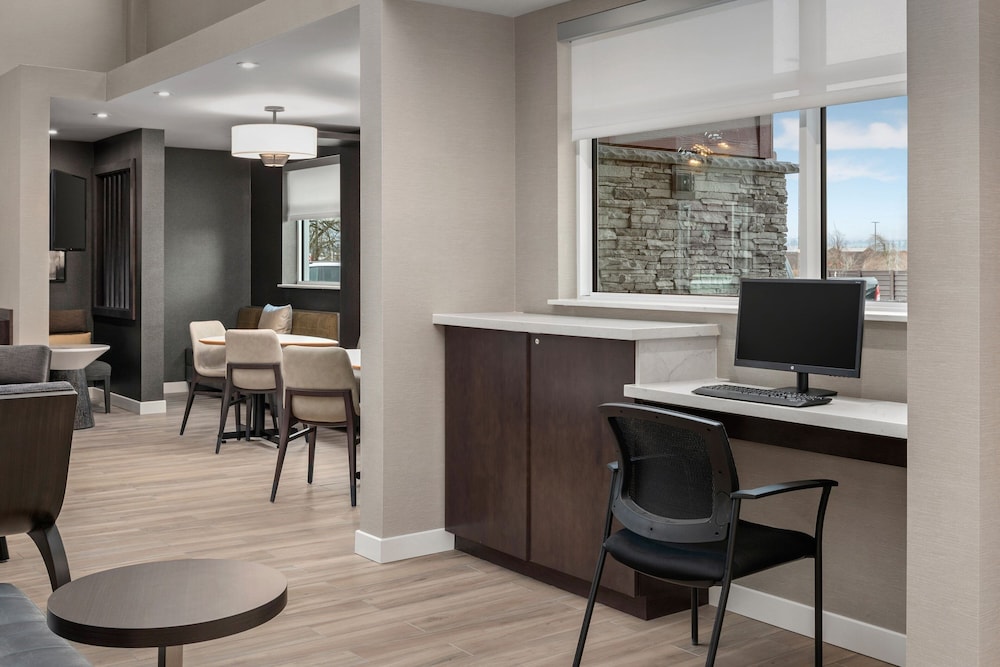 Residence Inn Portland Clackamas 35/49