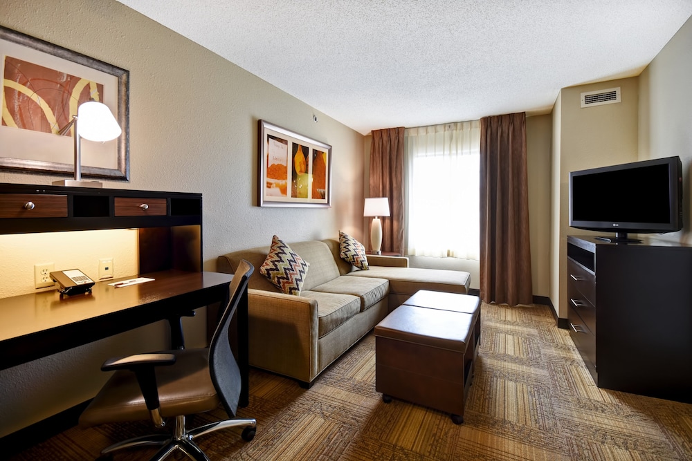 Staybridge Suites Grand Rapids-Kentwood 41/58
