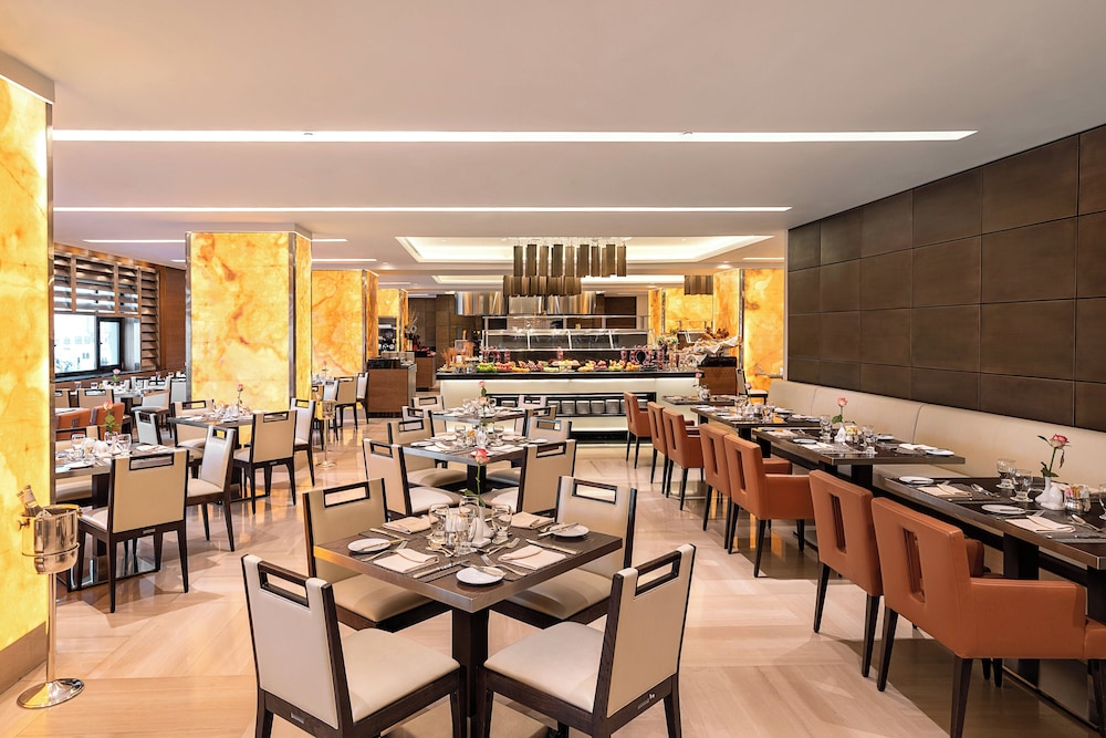 فندق المدينة أوبروى(The Biltmore Al Madinah) 53/73
