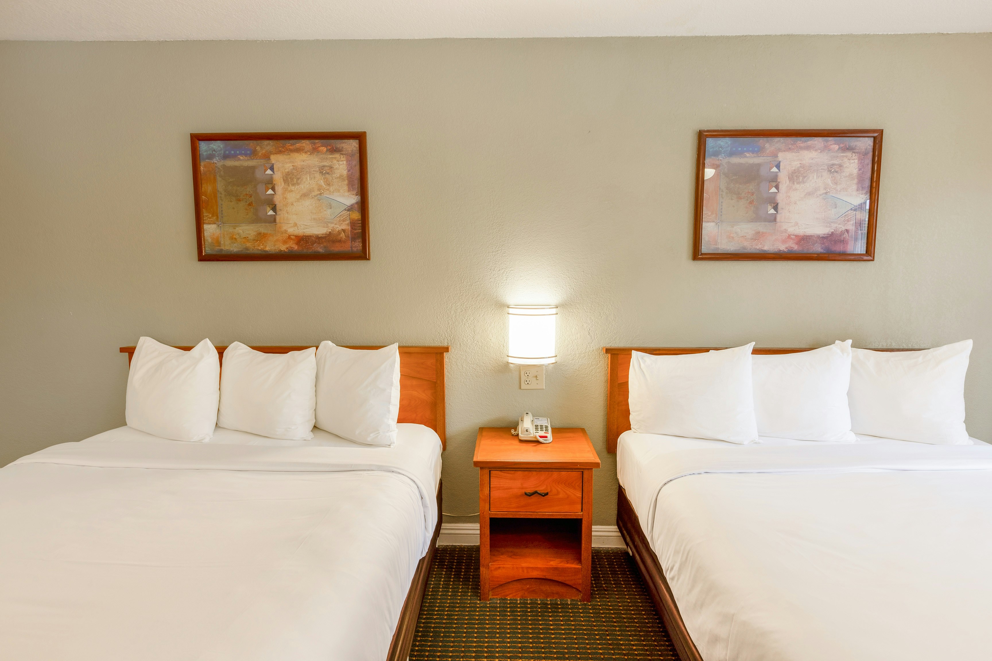 Hotel Avenida, San Clemente Beach 11/33