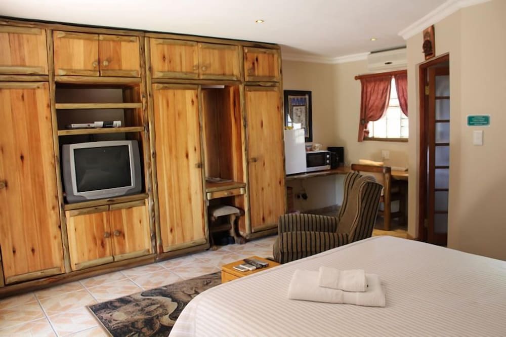 Aark Guest Lodge cc Boutique Hotel 9/22
