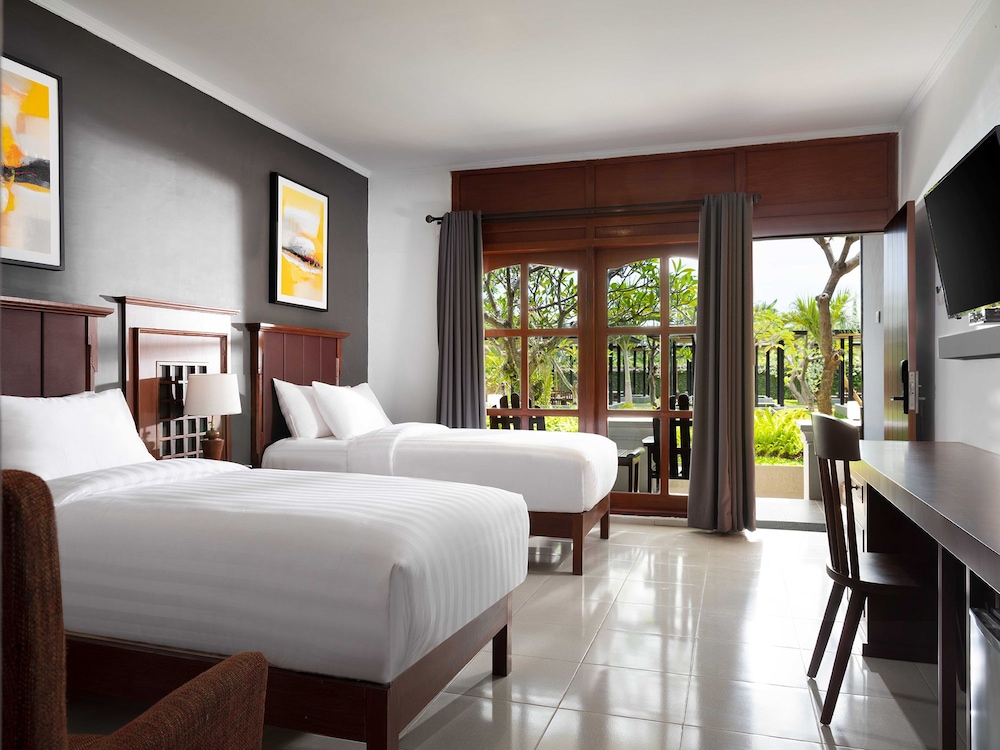 Brits Resort Lovina 30/61