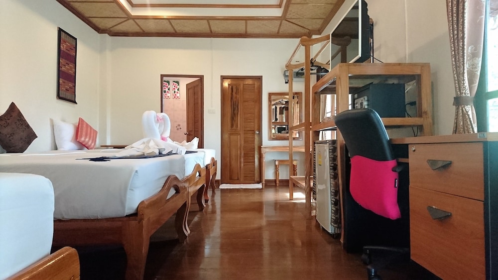 Macura Resort 30/75
