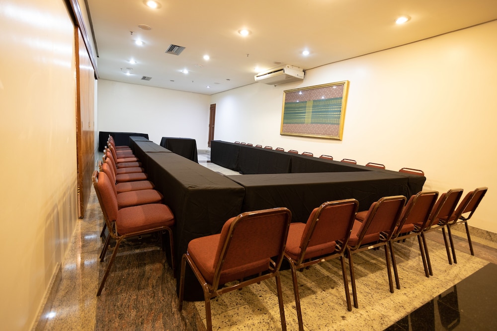 Dayrell Hotel e Centro de Convencoes 33/48