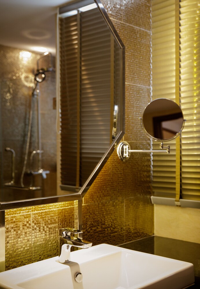 9 Suite Luxury Boutique Hotel 41/55