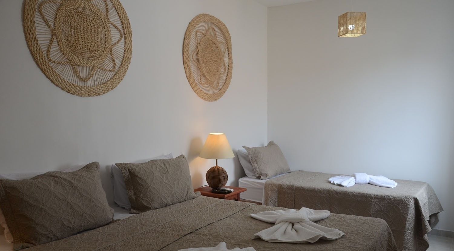 ROOM, TRIPLE