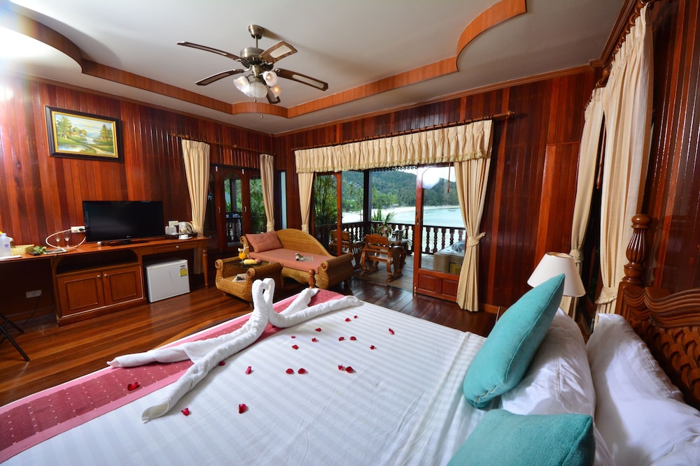 SUPERIOR, BUNGALOW, SEA VIEW
