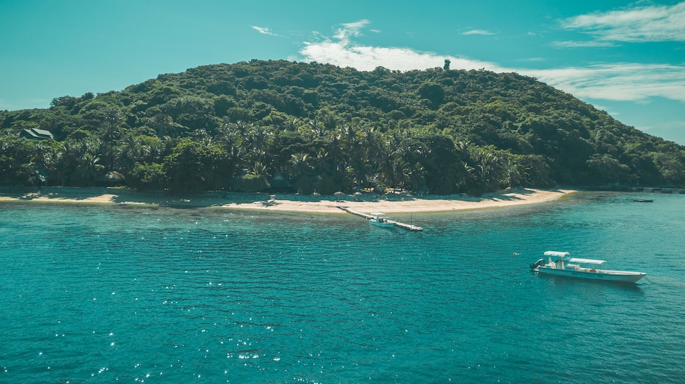 FLOWER ISLAND RESORT 65/71