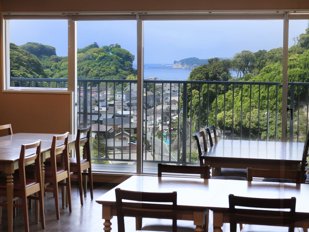 Katsuura Hilltop Hotel & Residence 40/50