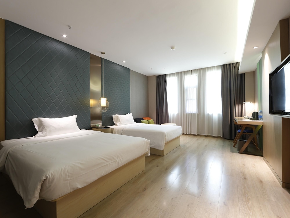ibis Styles Xiamen Zhongshan Rd Walking Street Hotel 11/49