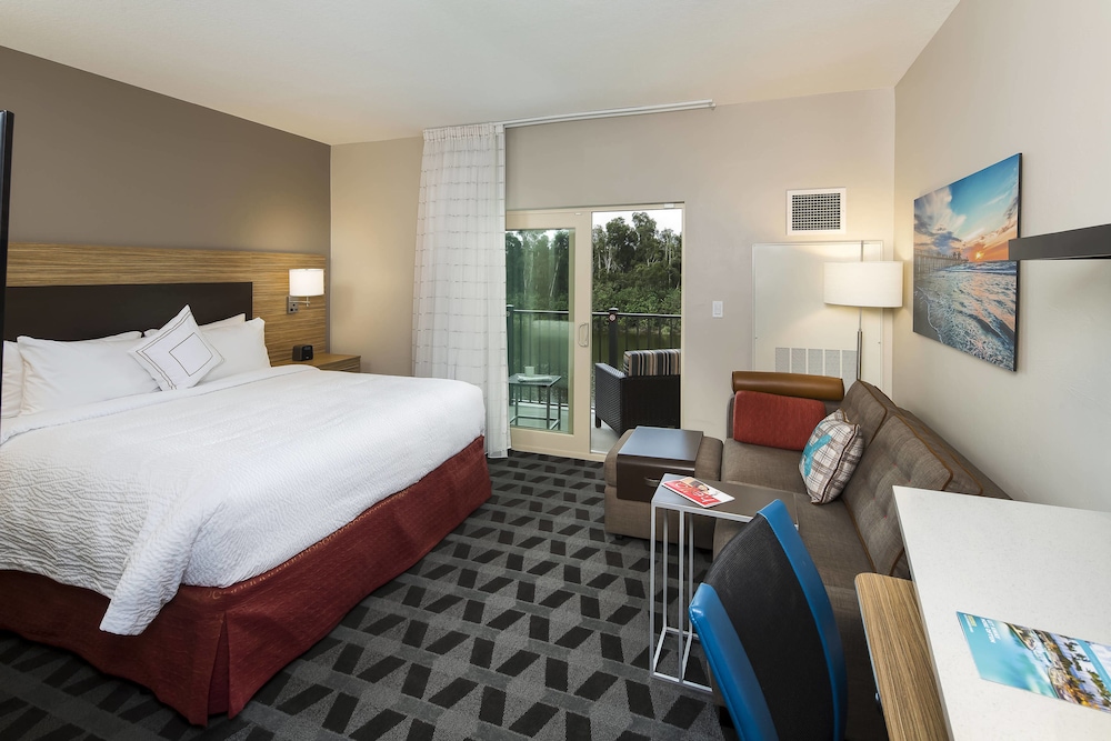 TOWNEPLACE SUITES BY MARRIOTT FORT MYERS ESTERO 13/50