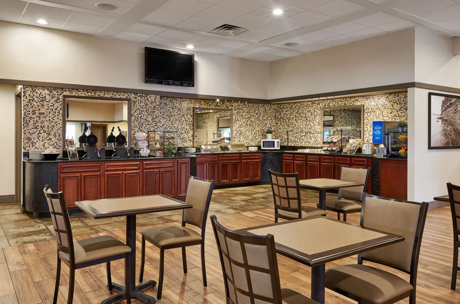 Best Western Plus Milwaukee Airport Hotel & Conference Center 17/39