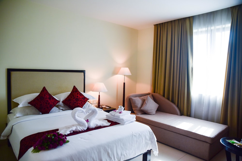 Almond Hotel - Phnom Penh 4/50