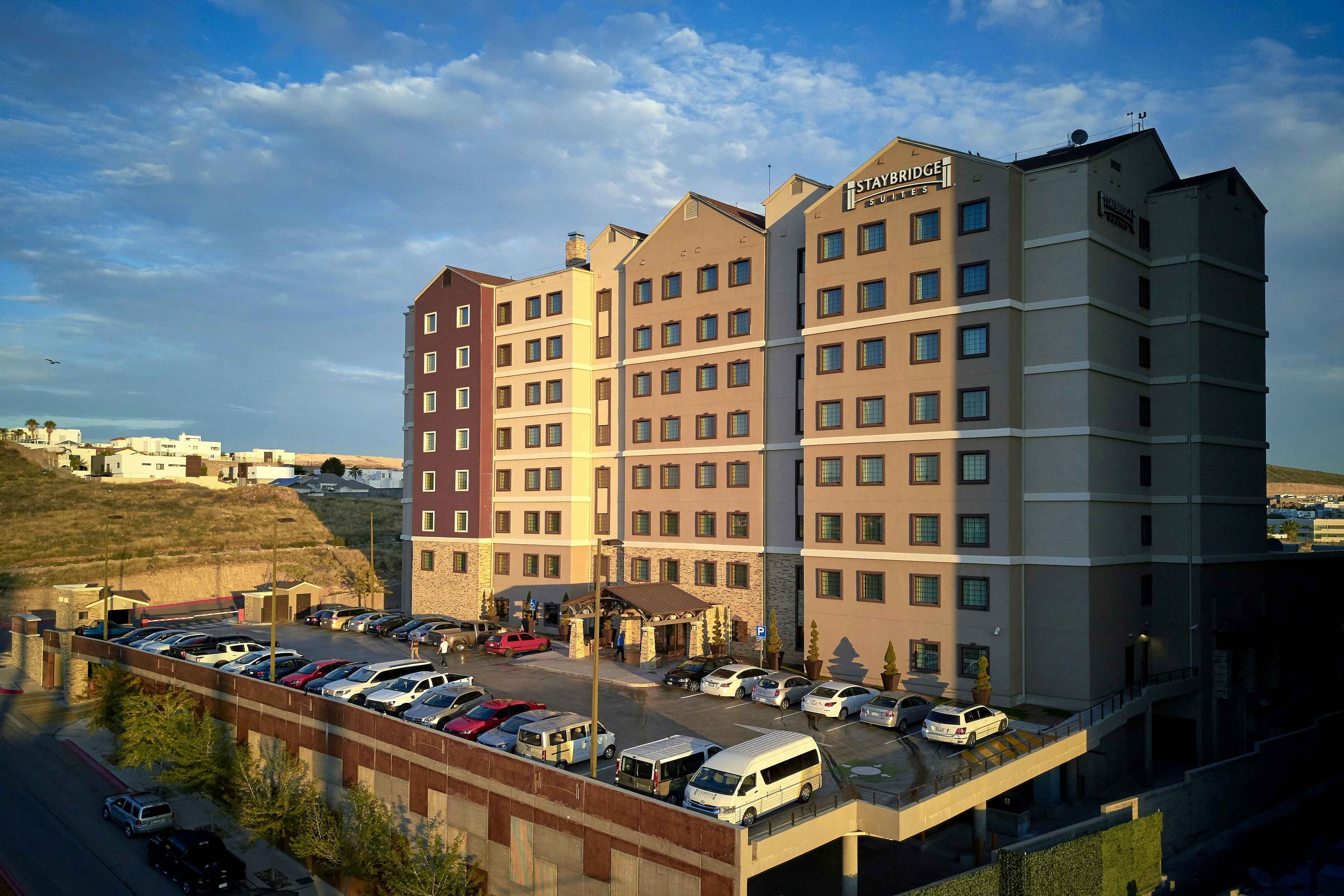 Staybridge Suites CHIHUAHUA 4/73