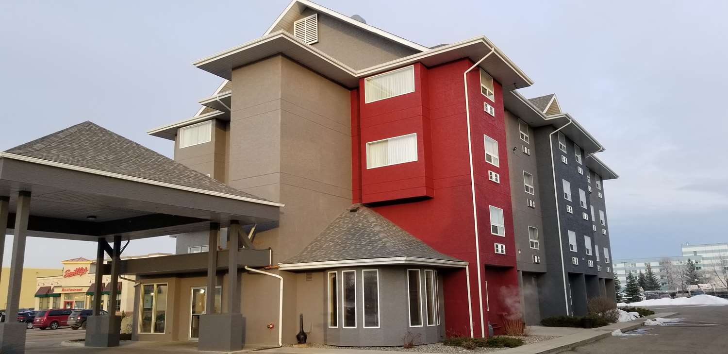 SureStay Plus Hotel By Best Western Lethbridge in LETHBRIDGE