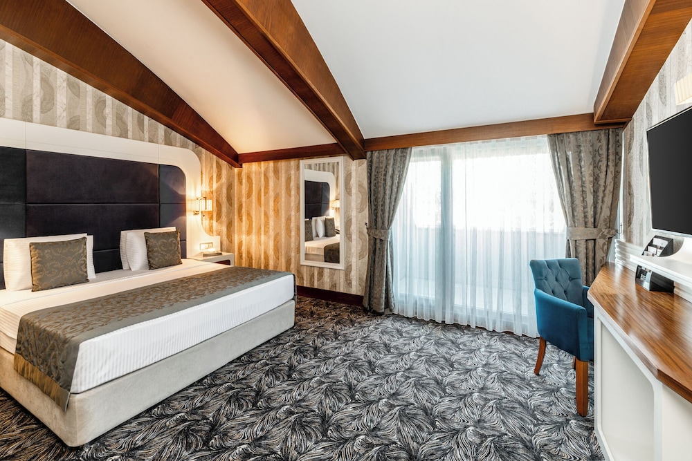Elite Hotel Darica 32/75
