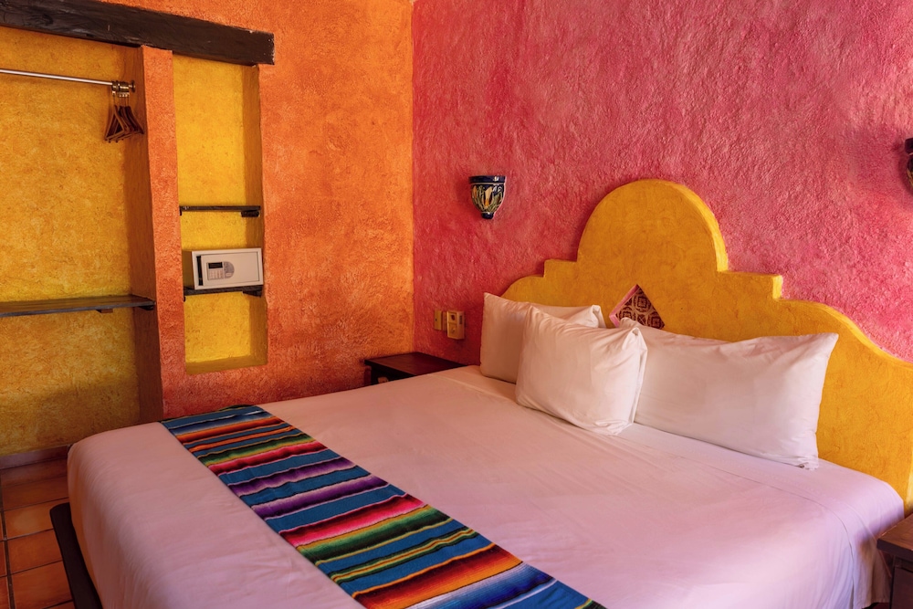 Hacienda Maria Bonita Hotel by Kavia 18/68