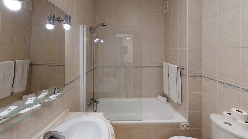 Praia Da Lota Resort Apartments 32/85
