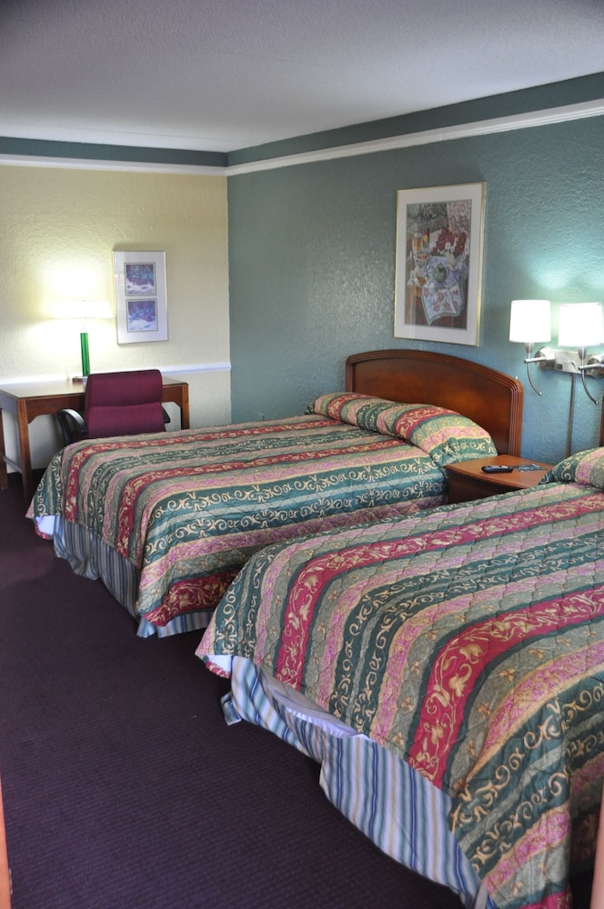 Bhagat Hotels Stone Mountain Atlanta BW Signature Collection 12/35