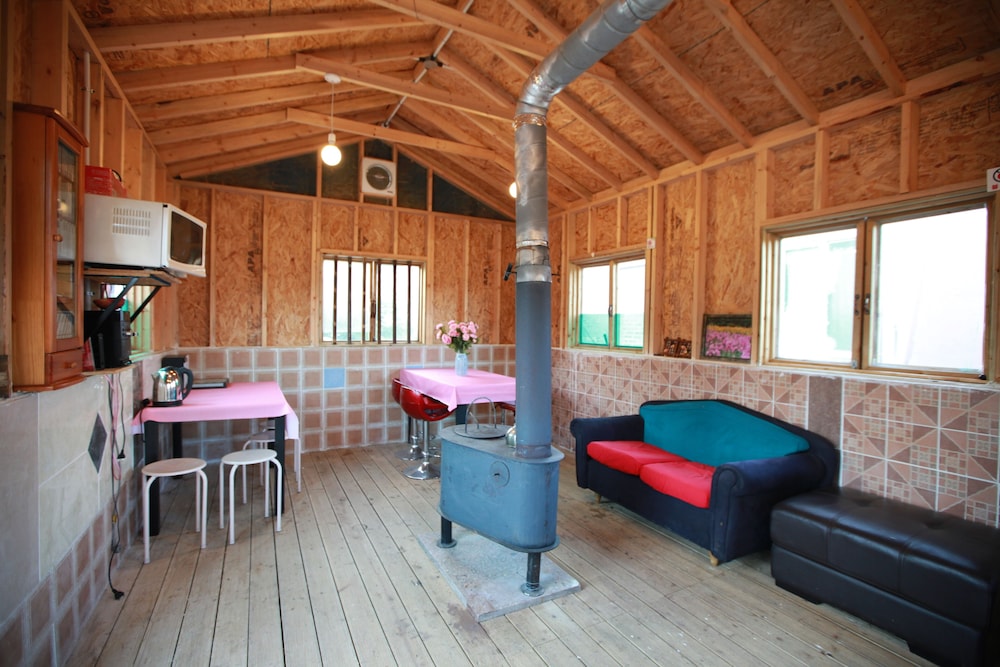 Pyeongchang Green Castle Pension 32/39
