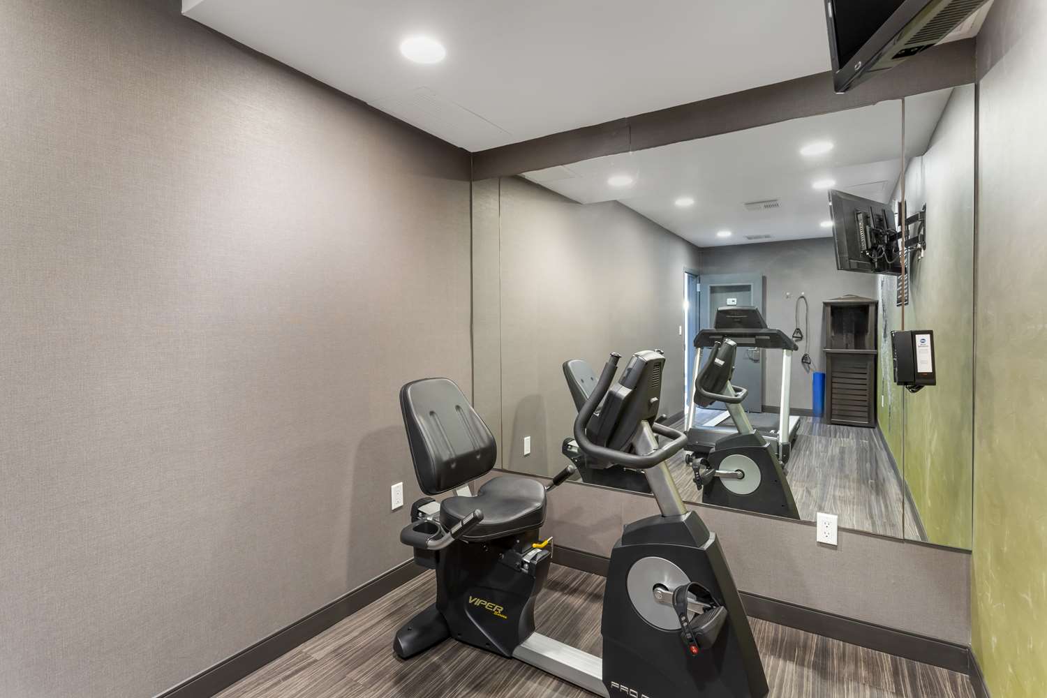 Best Western Brooklyn-Coney Island Inn 5/17