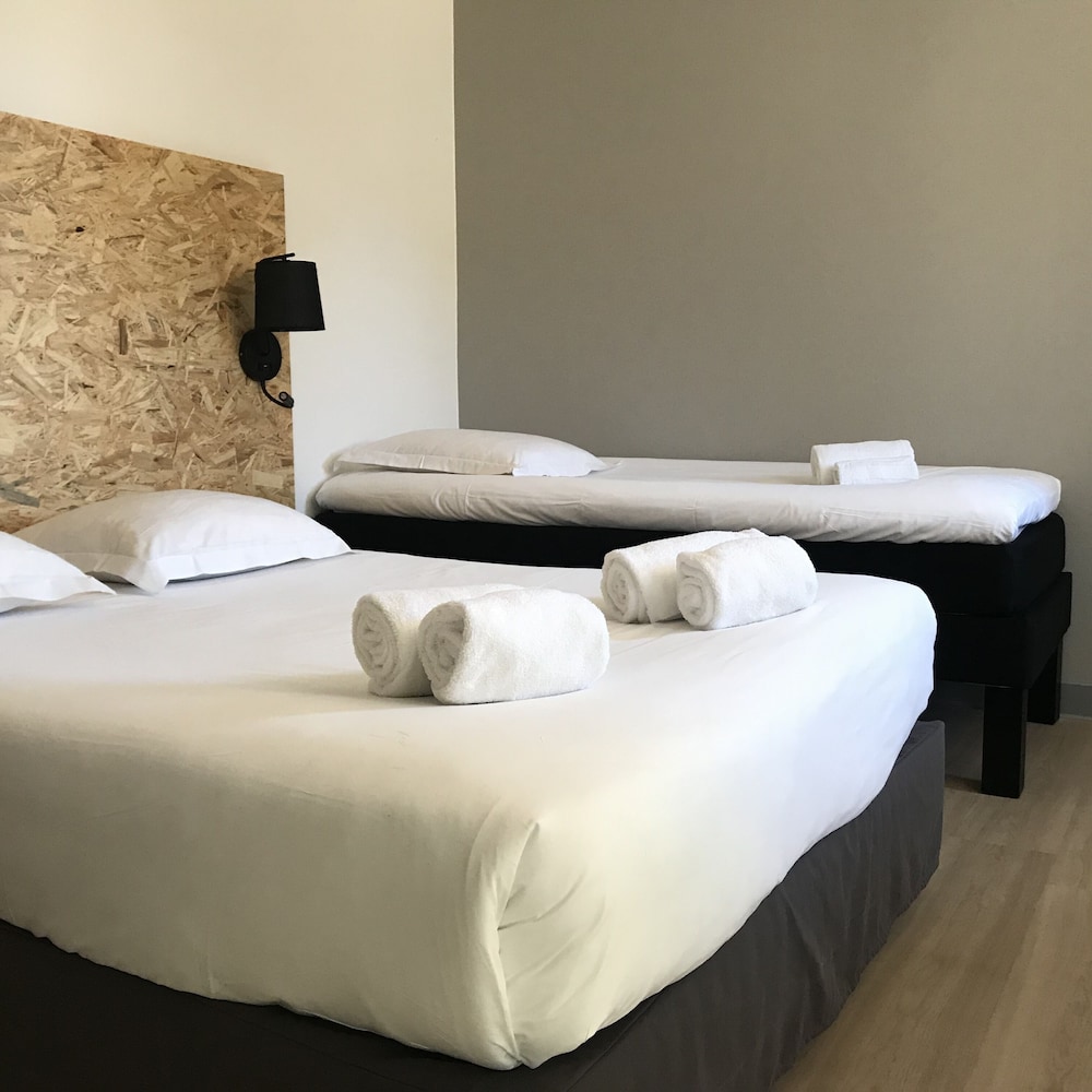 Hotel les Genets 16/50