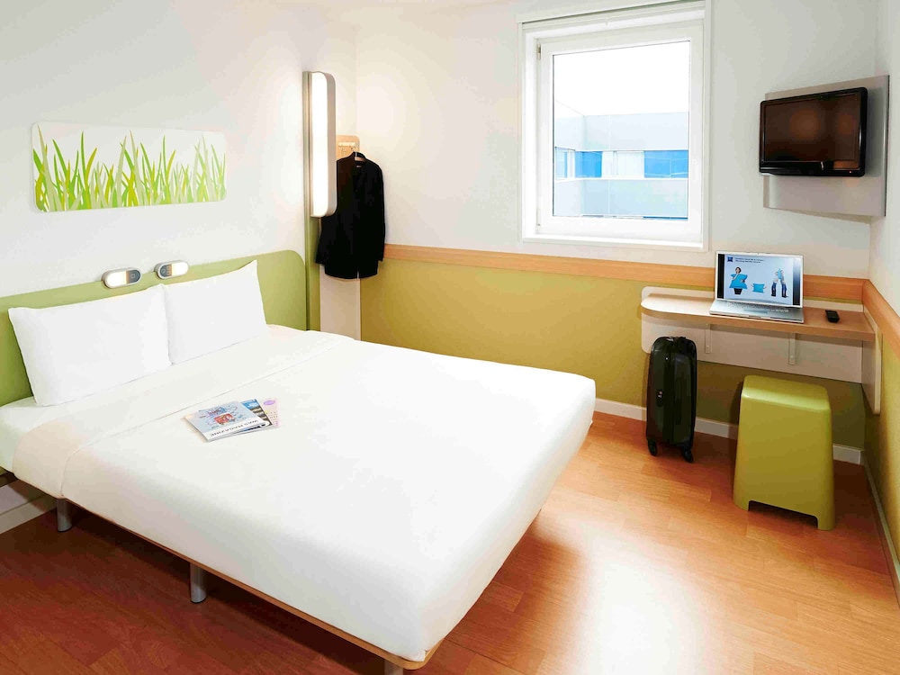 Ibis Budget Epinal 3/42