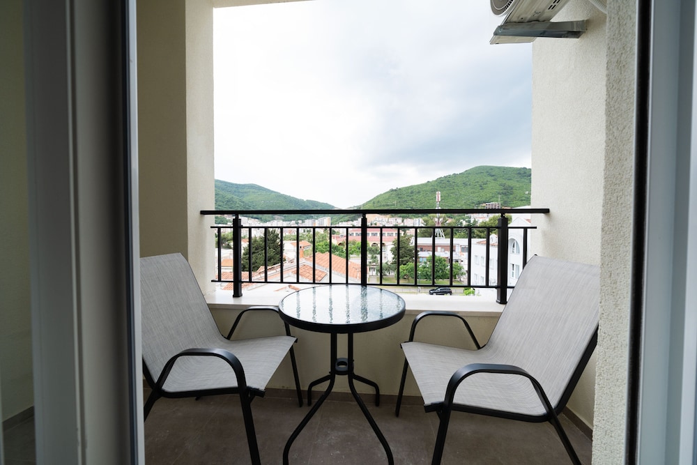 Millennium Apartments Budva 45/47