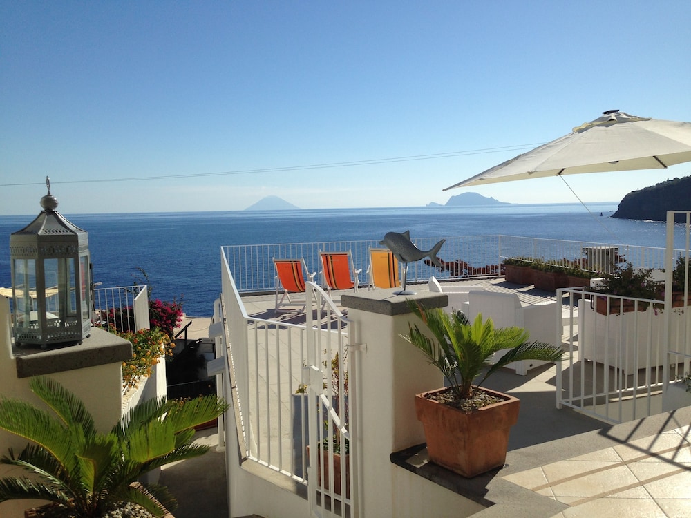 'A Alera Room And Breakfast 2/50