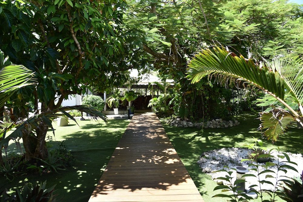 Le Soleil Levant Hotel 31/36