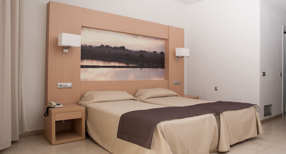 Eix Lagotel Holiday Resort 25/69