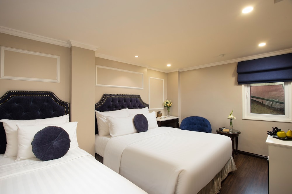 Flora Centre Hotel & Spa 17/70