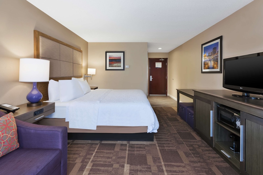 Hampton Inn Waterbury Ct 11/22