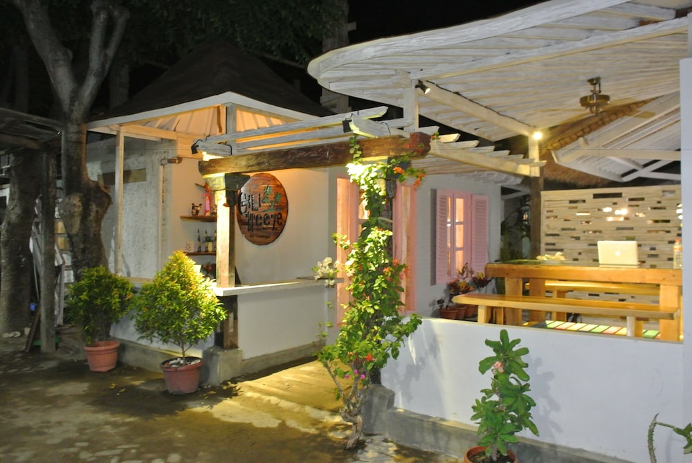 Gili Breeze Tropical Bungalows 7/58