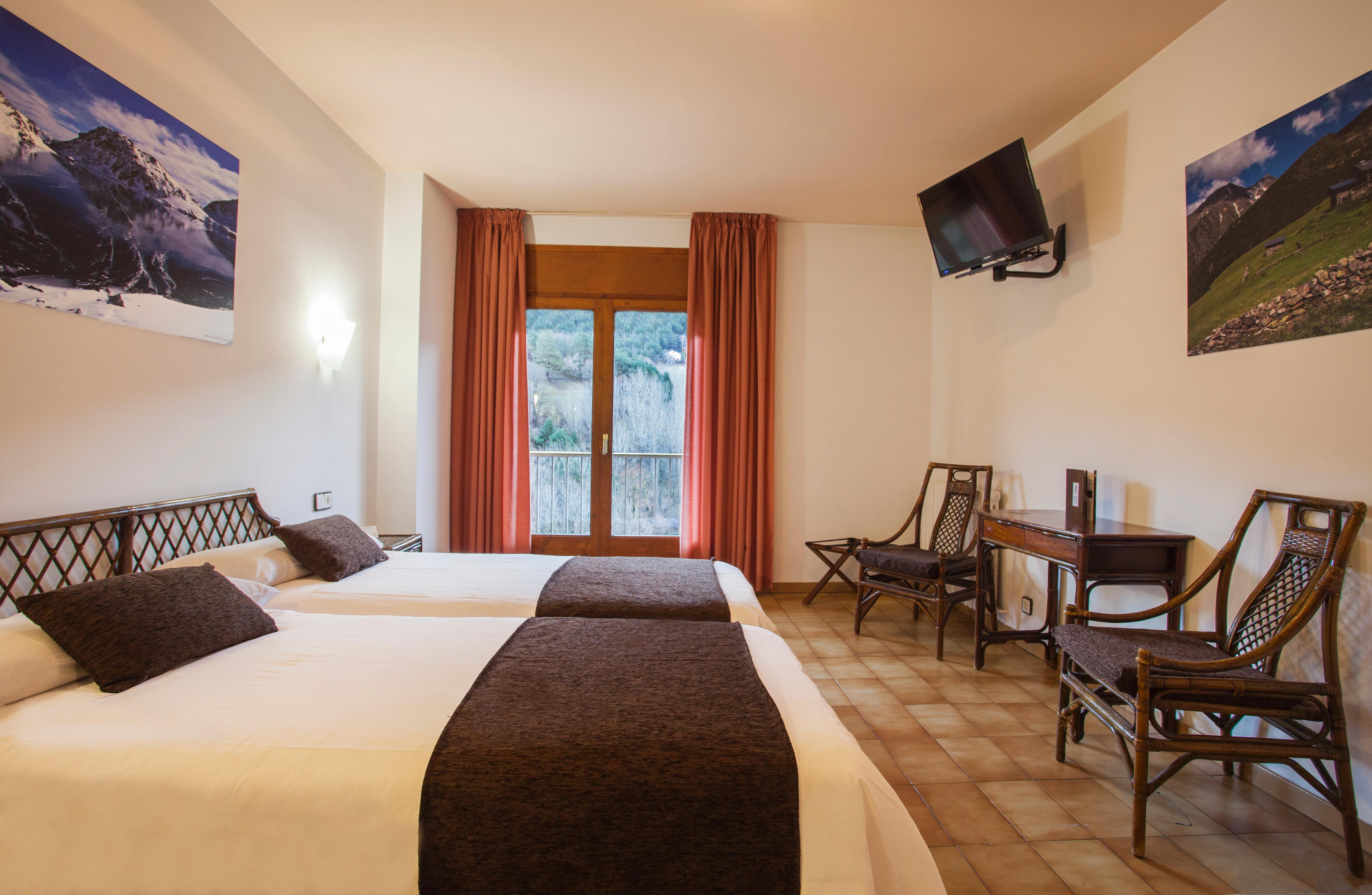 Room, Double Bed