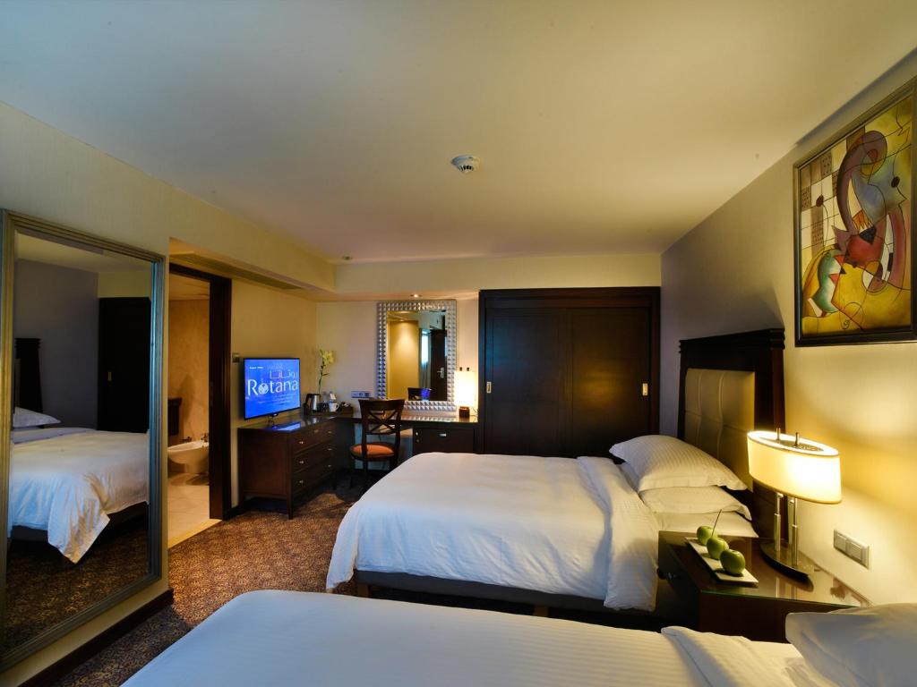 Studio, Queen Bed, Sea Front