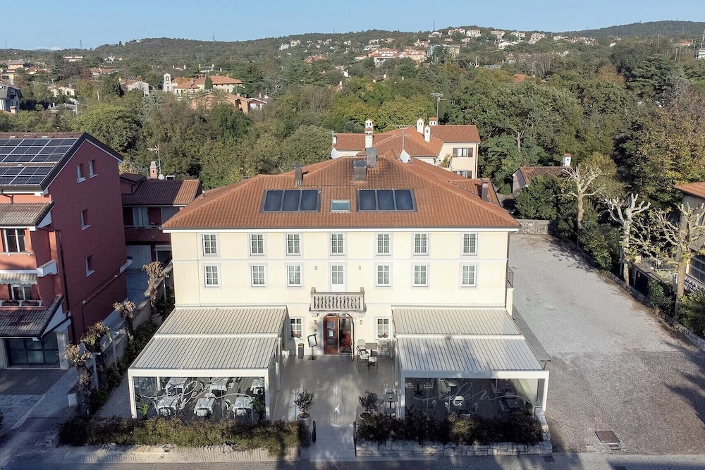 Hotel Eden 4/46