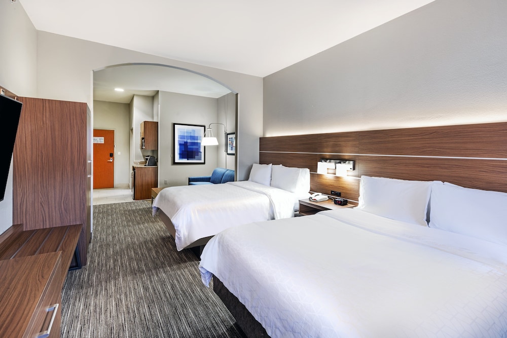 Holiday Inn Express Hotel And Suites Pryor 23/53