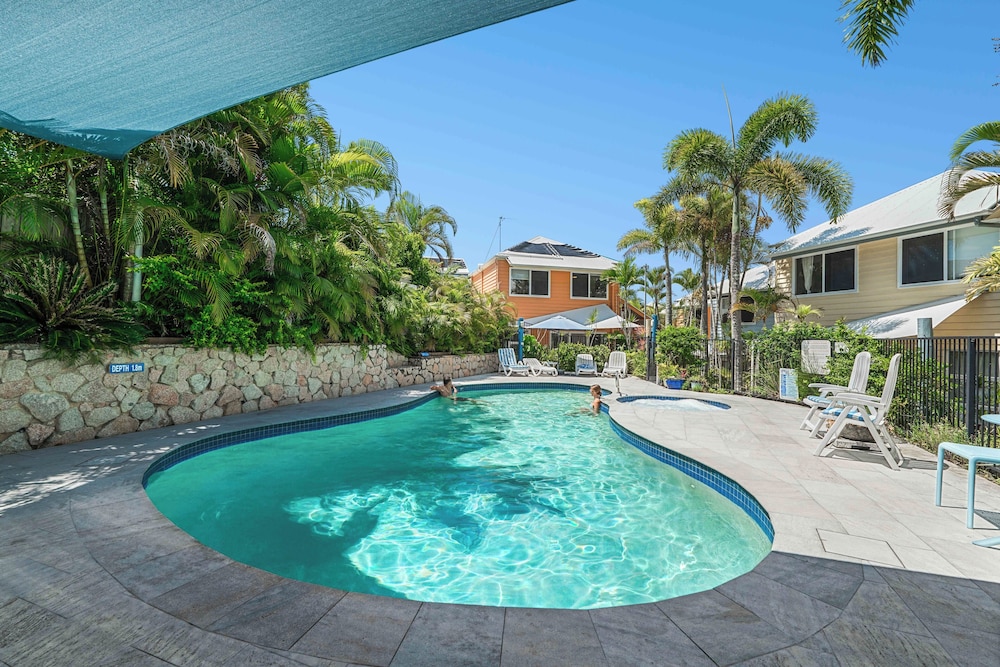 SAILS LIFESTYLE RESORT 36/43
