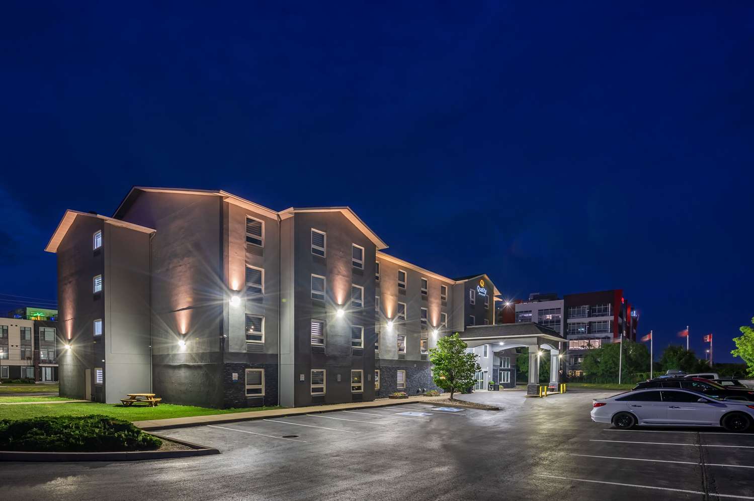 Quality Inn & Suites Grimsby 5/38