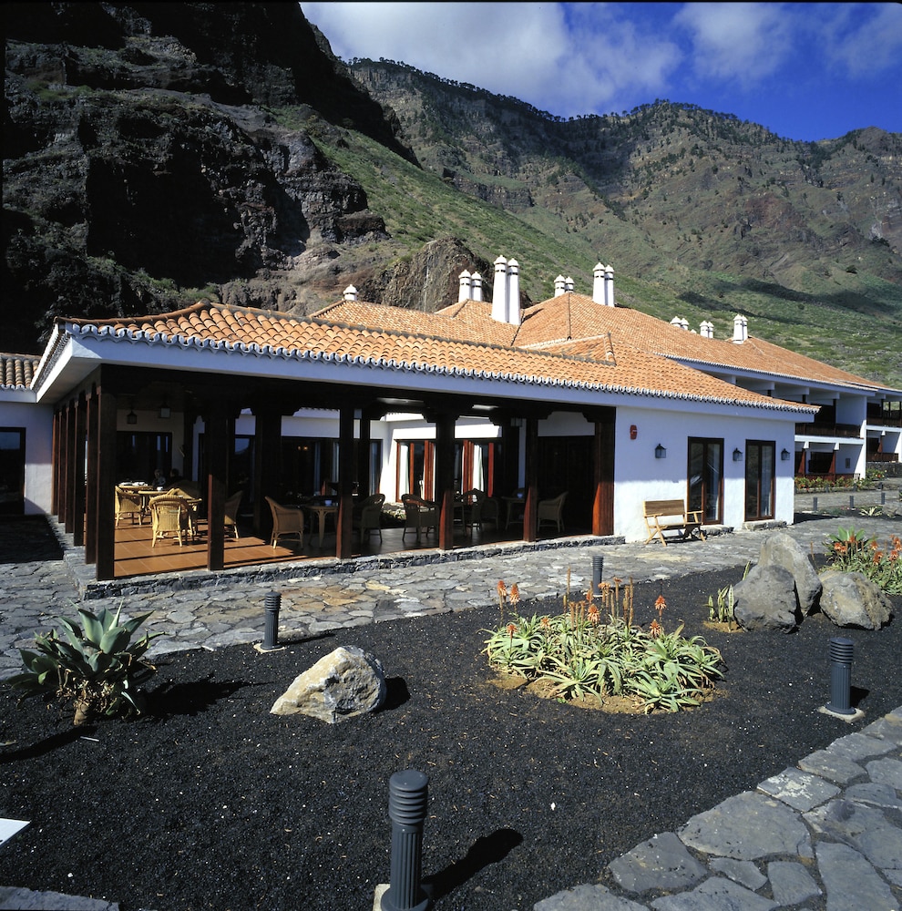 Parador De El Hierro 37/40