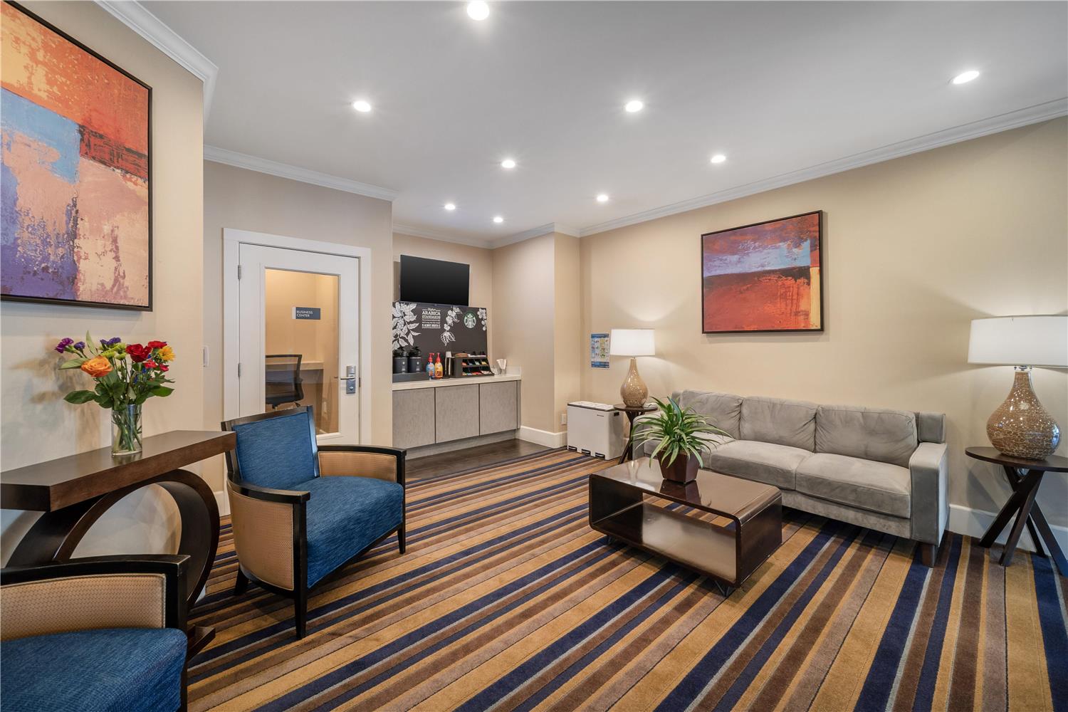 Best Western Plus Palm Court Hotel 23/42