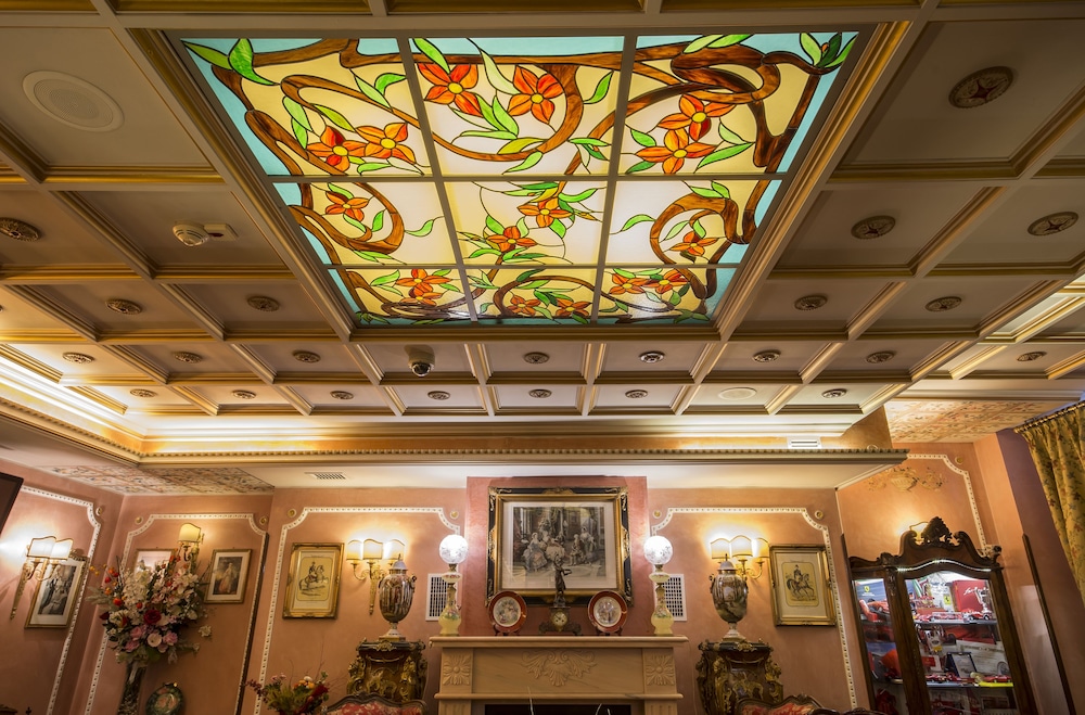 Hotel Vittoria 6/50
