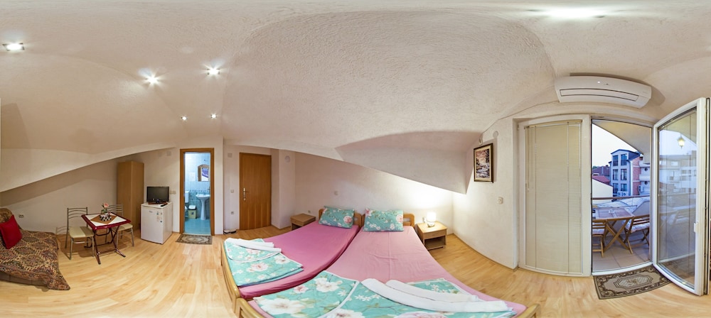 Bogdanovski Studios & Guest Rooms 19/47