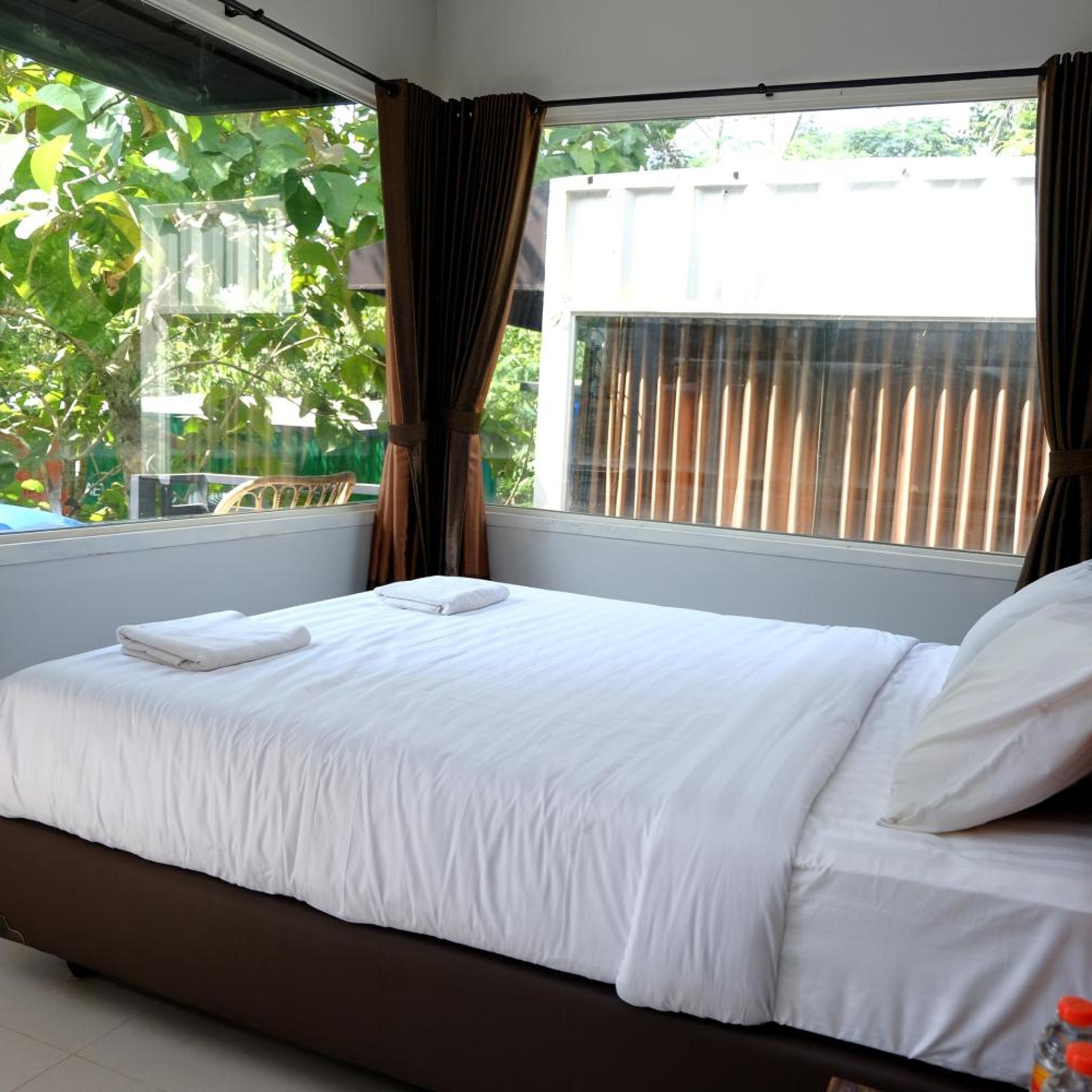 HAU Eco Lodges Citumang 18/50