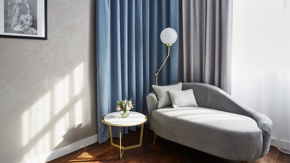 Hotel Indigo London - 1 Leicester Square by IHG 12/80
