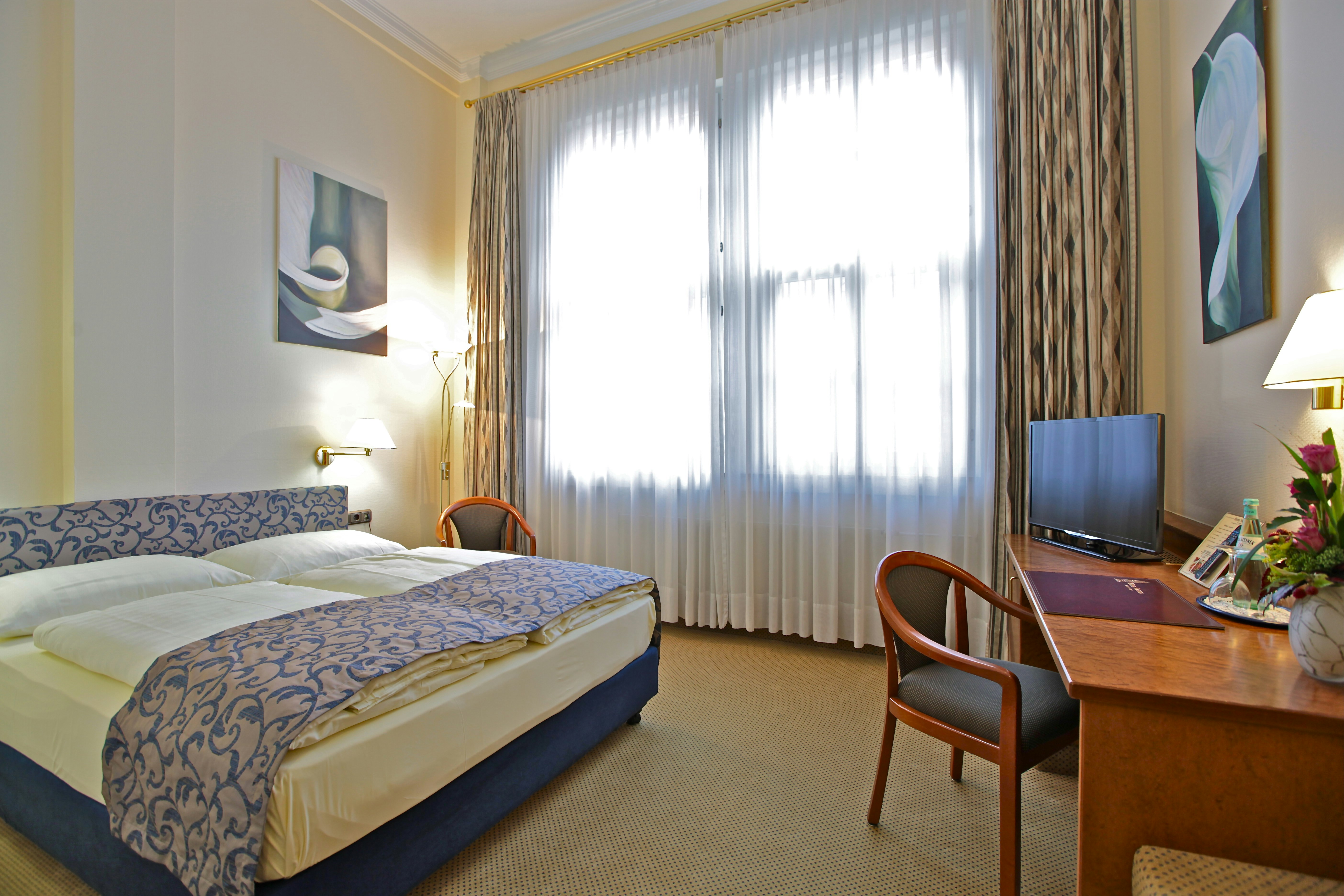 Viktoria Hotel Cologne 7/22